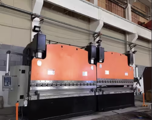 Latest company case about Thai Client Boosts Steel Fabrication with 4000KN Hydraulic CNC Tandem Press Brake Bending 6400mm