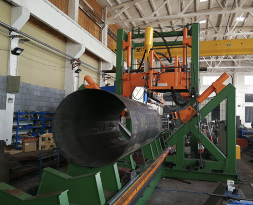 Latest company case about Indonesia Customer Purchases CMC 340/12000 High Mast and Mono Pole Shut Welding Machine for 12m Poles