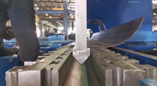 Latest company news about Double Taper Rate Conical Pole/Octagonal Pole Tooling For Press Brake Machine