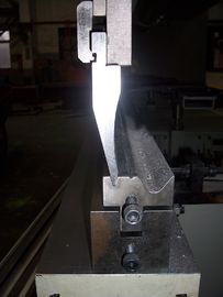 Hydraulic Press Brake Tooling die / Punching Mold  47+/-2 HRC