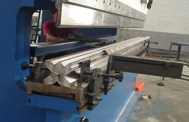 Good price 2-WE67K-300/6000 CNC press brake machine with DA53T control online