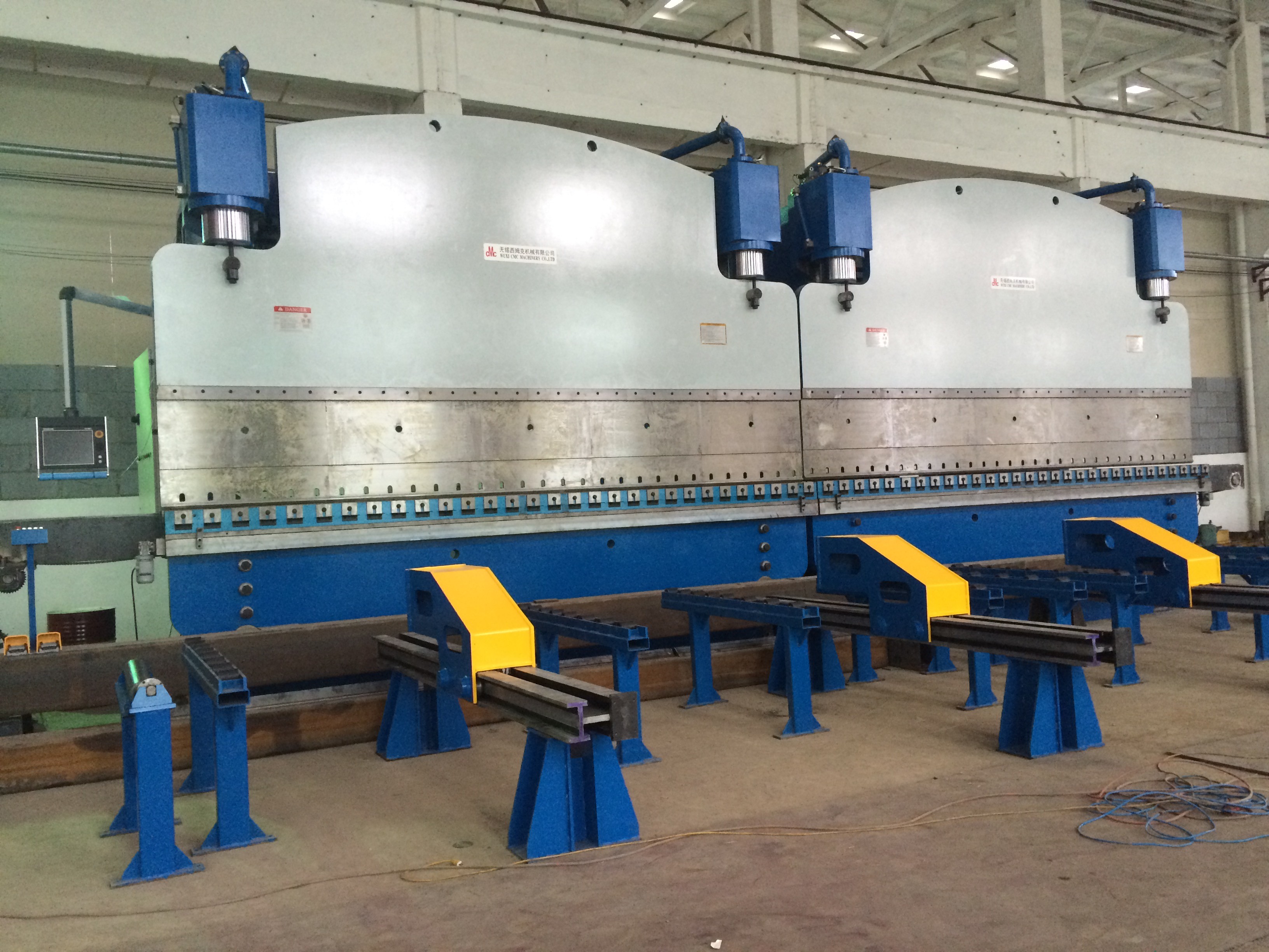 Customized High performance 250T / 4000mm Small Press Brake Machine