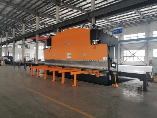 8200mm 45 Kw Cnc Hydraulic Press Brake Machine Automatic Carbon Steel