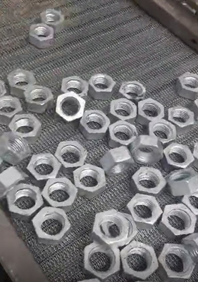 Bolts & Nuts Galvanizing Line For Hot Dip Galvanizing Equipment