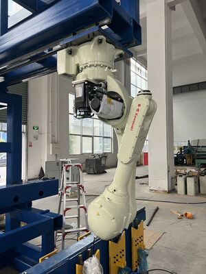 White Automated Robotic Welding Machine Robotic Laser Welding