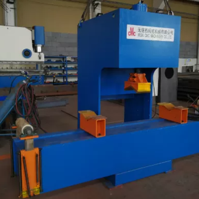 30Ton 3M Wireless Remote Control Pole Straightening Machine for Street Light Poles