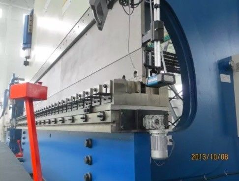 CNC Hydraulic Press Brake Throat Depth 1000mm For Making Light Pole
