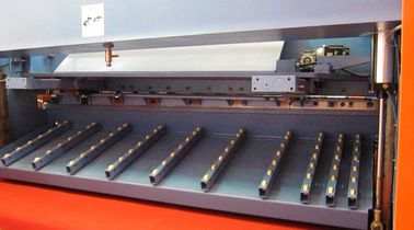 Pneumatic plate hydraulic guillotine shearing machine, sheet metal cutting machine