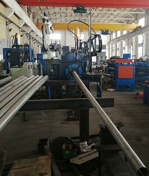 Robot Base Plate Welding Machine / CNC Door Frame Cutting Machine